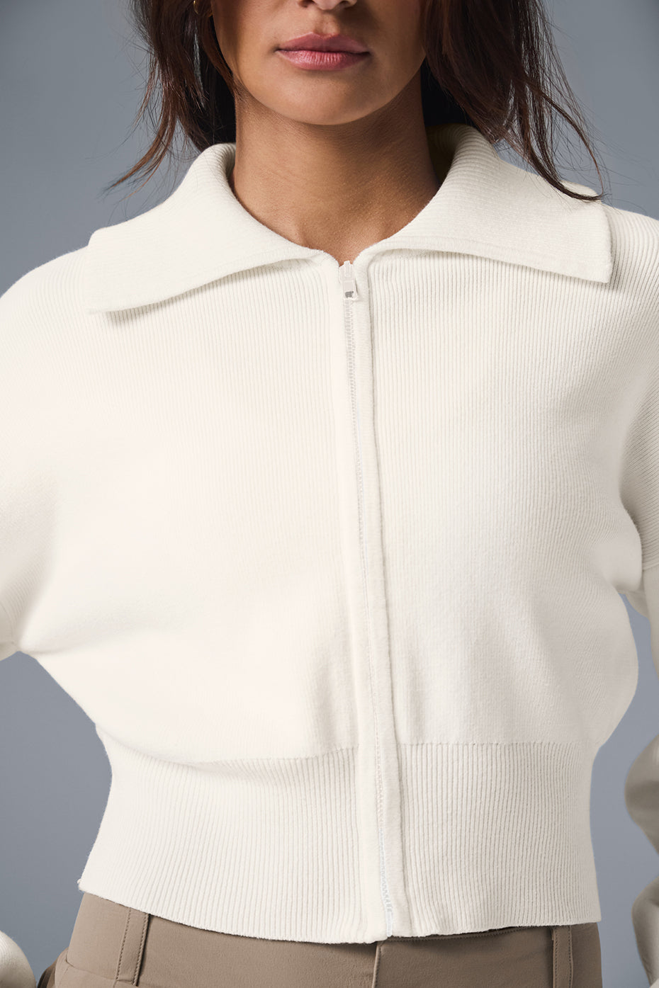 Veste courte en tricot Scholar à fermeture éclair intégrale "BINETÔT DE RETOUR "